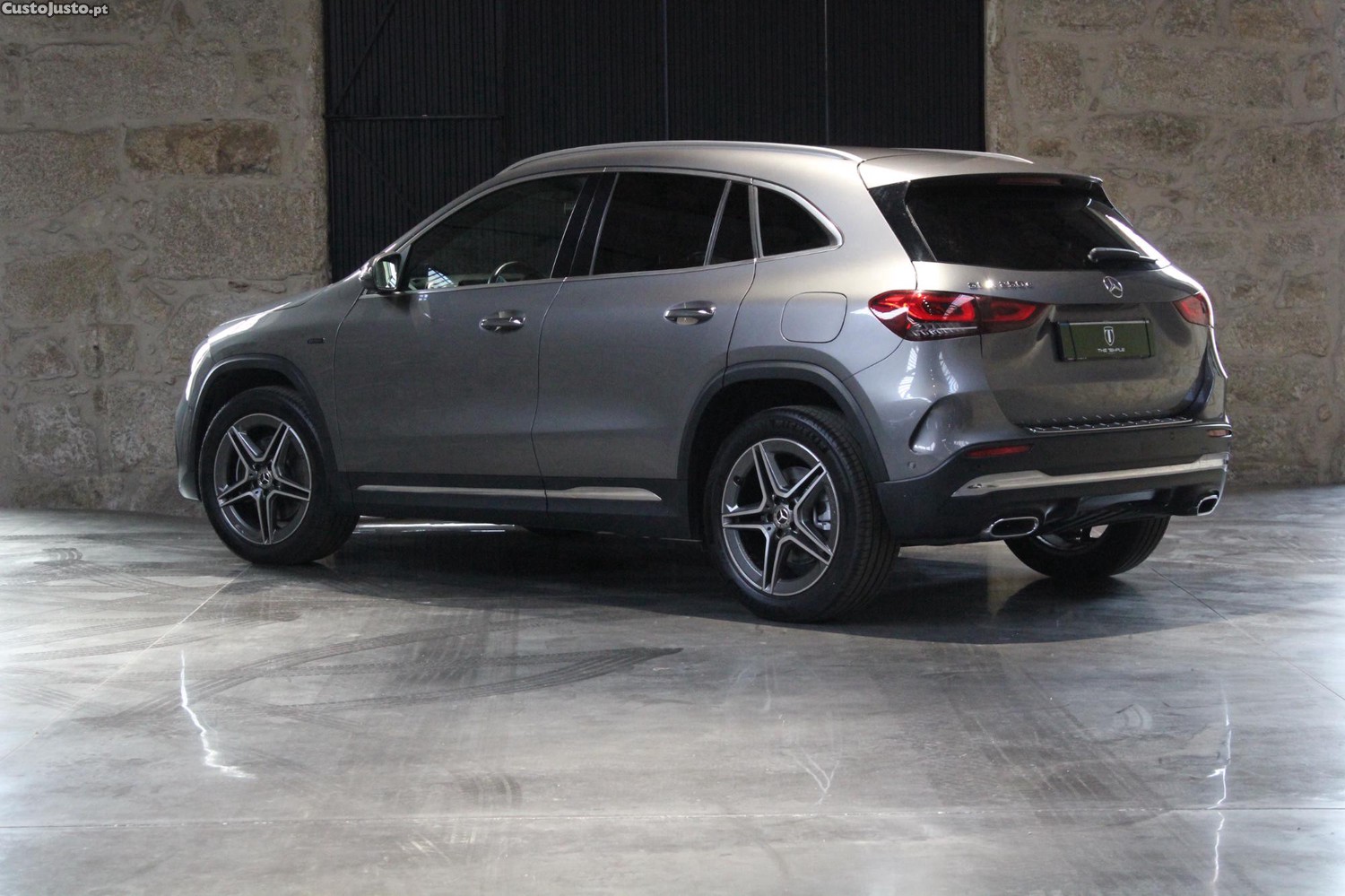 Mercedes-Benz GLA 250 Edition AMG Line — fotografia 8