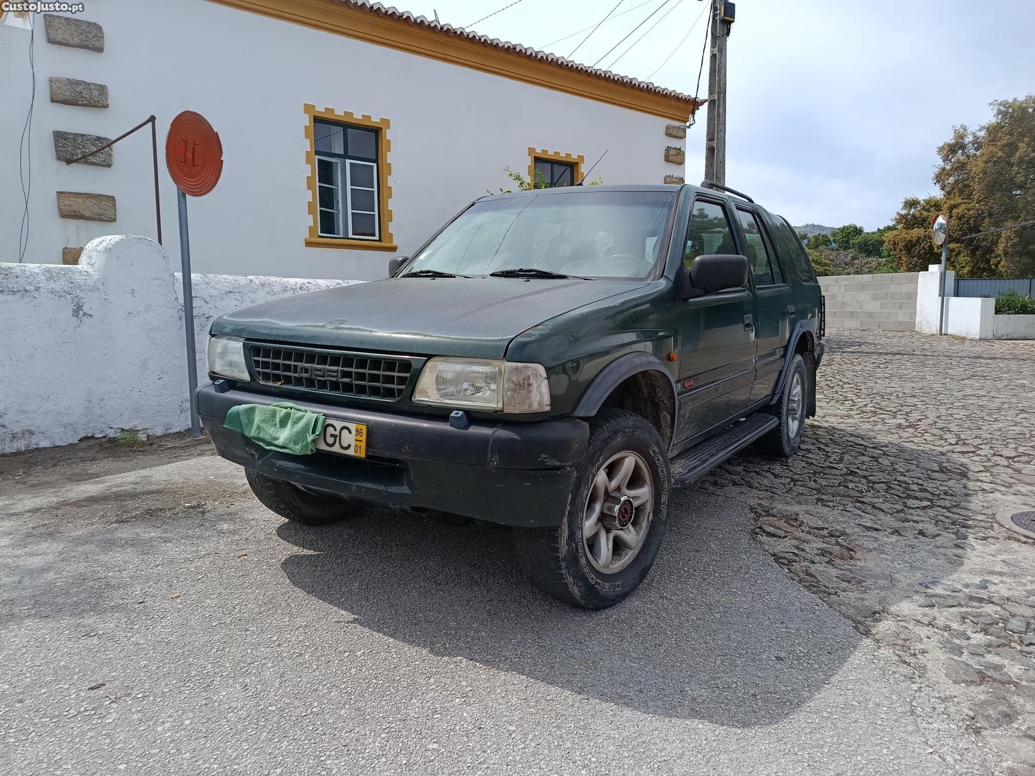 Opel Frontera 2.8tdi — fotografia 4