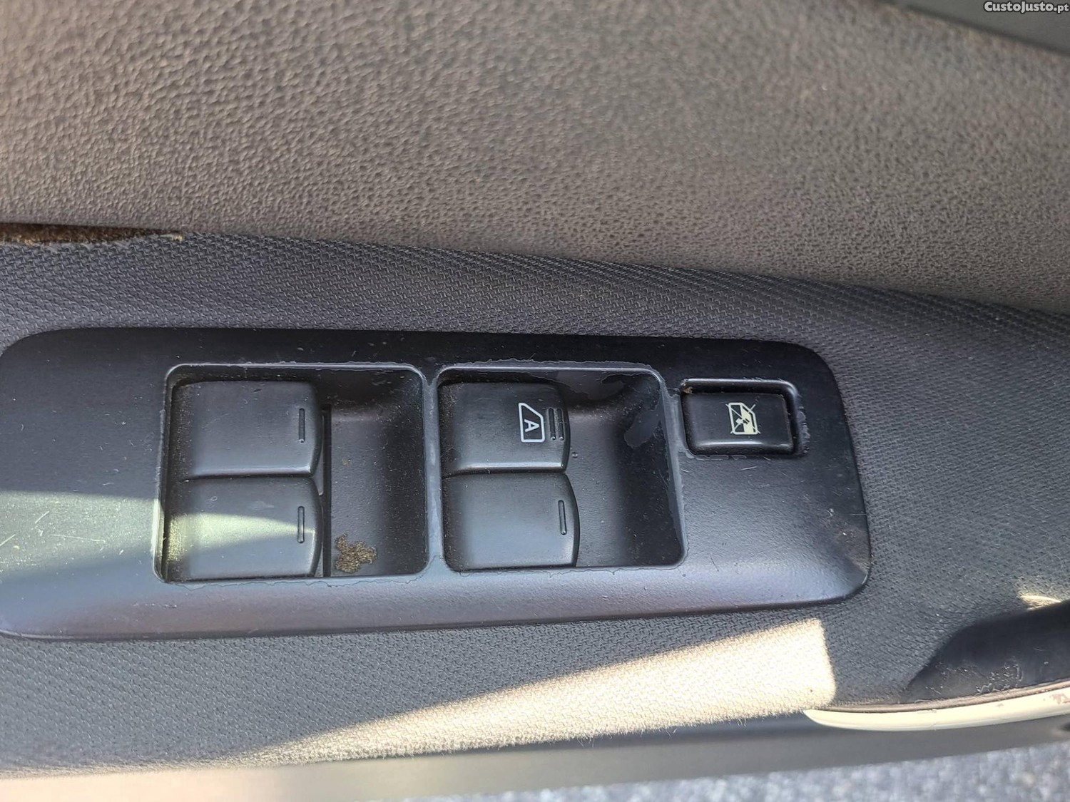 Nissan Qashqai 2.0 DCI Tekna 4.4 Auto 150 cv — fotografia 11
