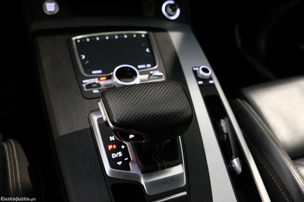 Audi Q5 55 TFSIe quattro S line S tronic — fotografia 5