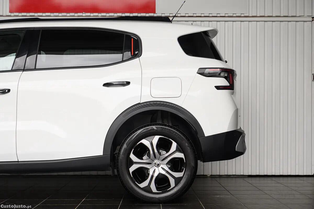 Citroën C3 Aircross 1.2 PureTech Plus — fotografia 15