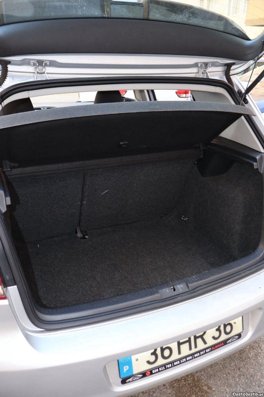 Volkswagen Golf 2.0 Tdi 5 Portas — fotografia 11