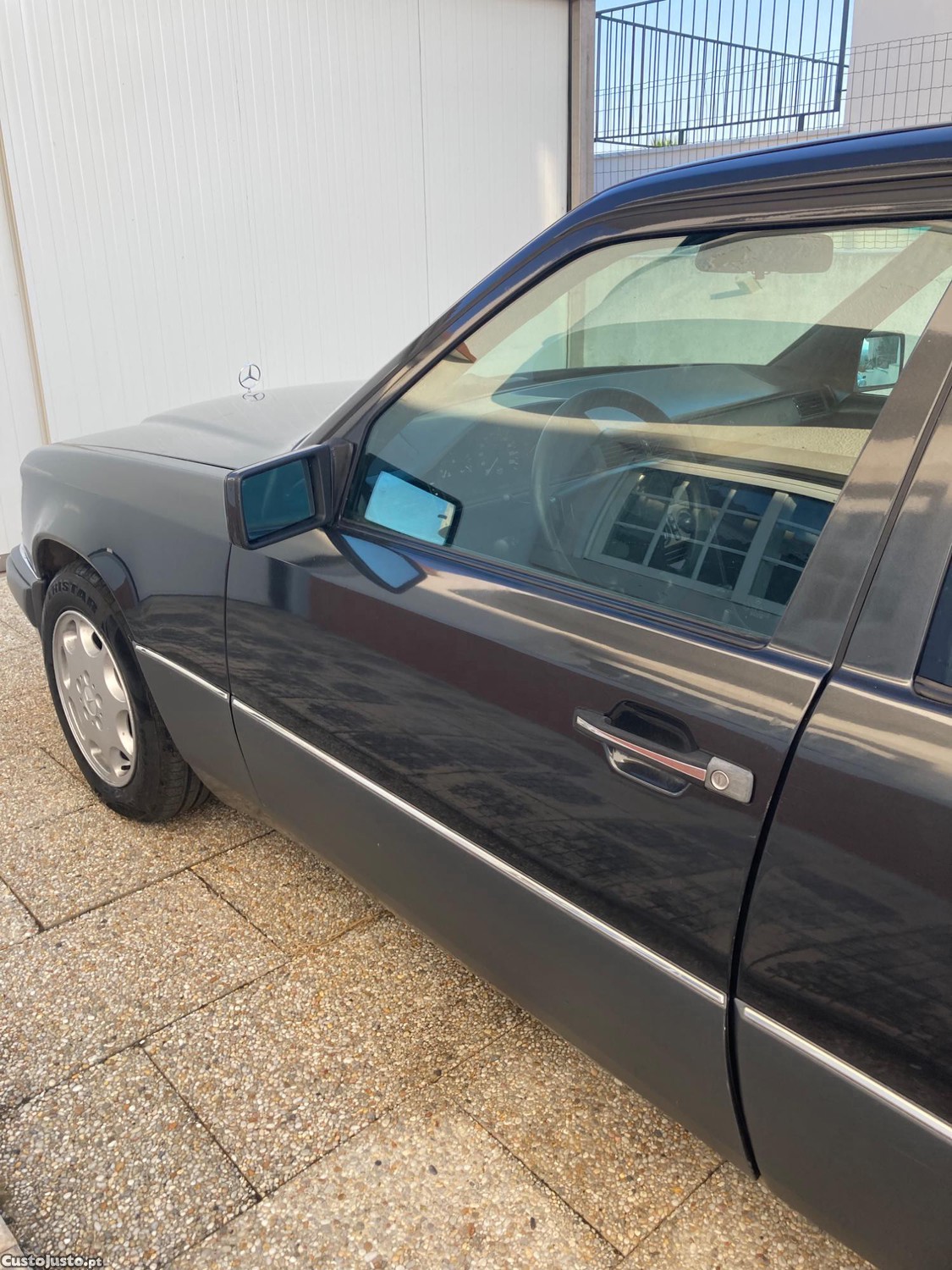 Mercedes-Benz 300 E 300 Turbo — photo 2