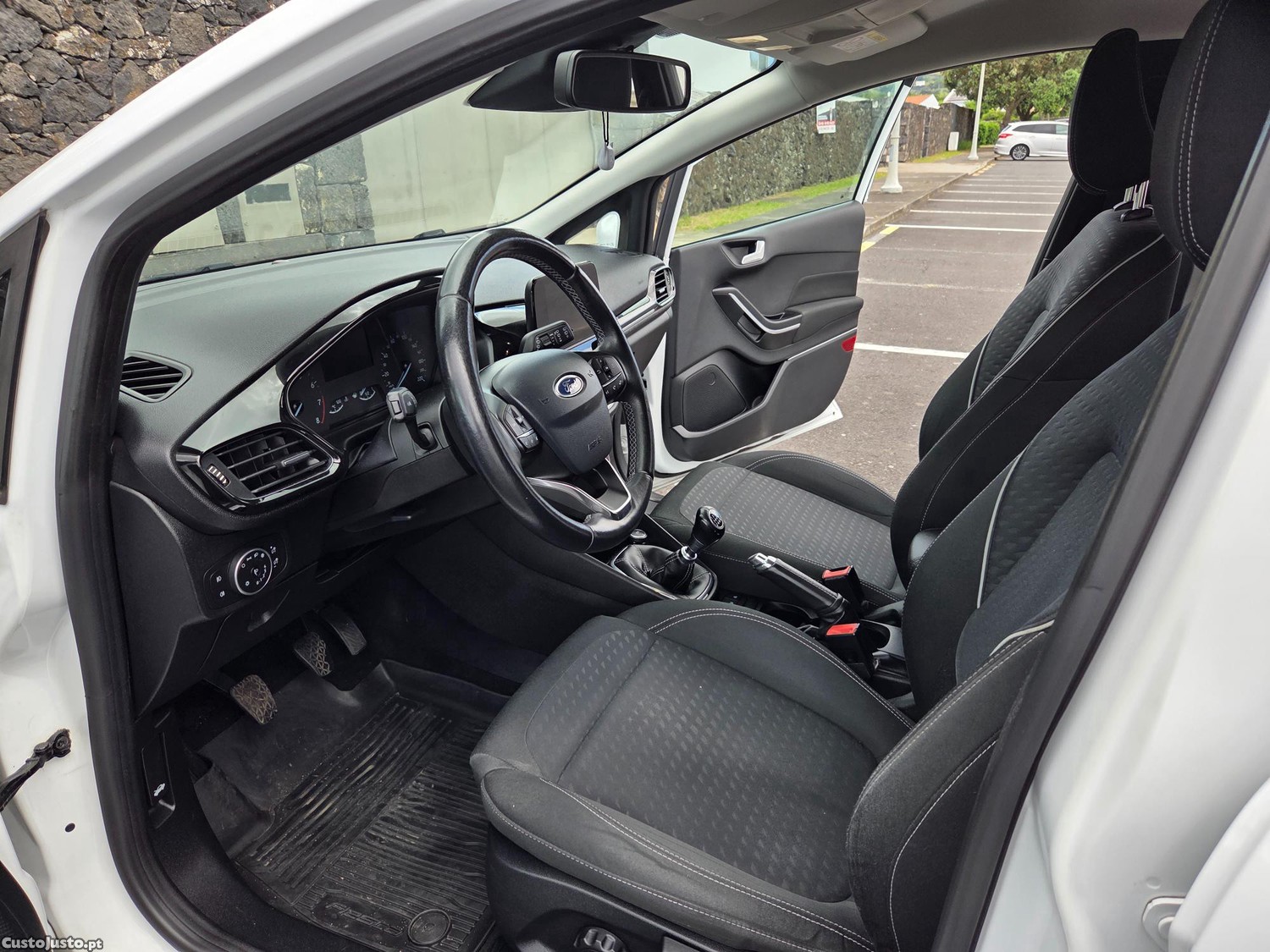 Ford Fiesta Titanium — fotografia 7
