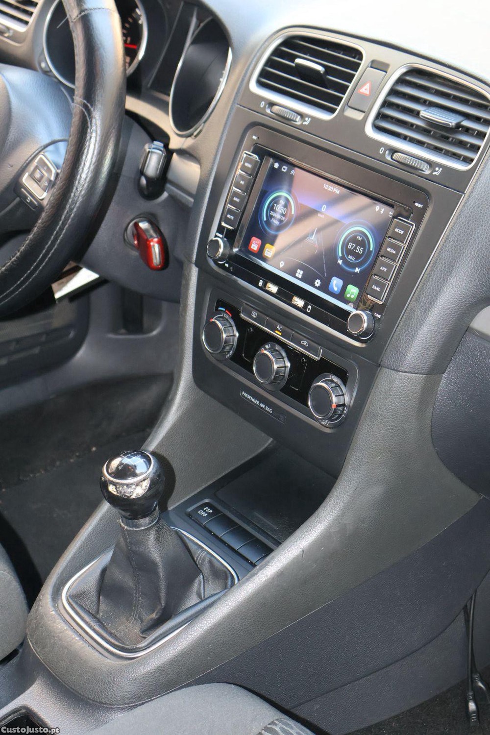Volkswagen Golf 2.0 Tdi 5 Portas — fotografia 6