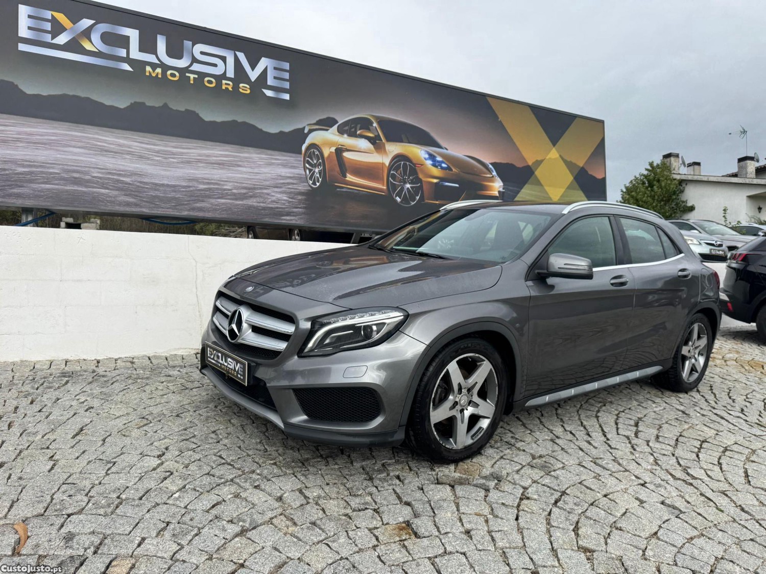 Mercedes-Benz GLA 180 AMG AUTO — fotografia 9