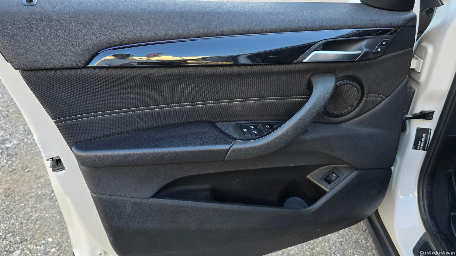 BMW X2 18 i sDrive Advantage — fotografia 24