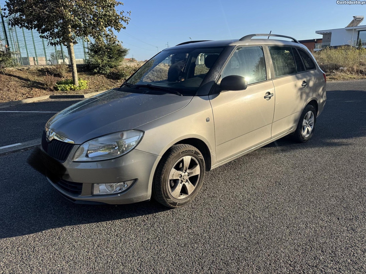 Skoda Fabia 1.2tdi — fotografia 6