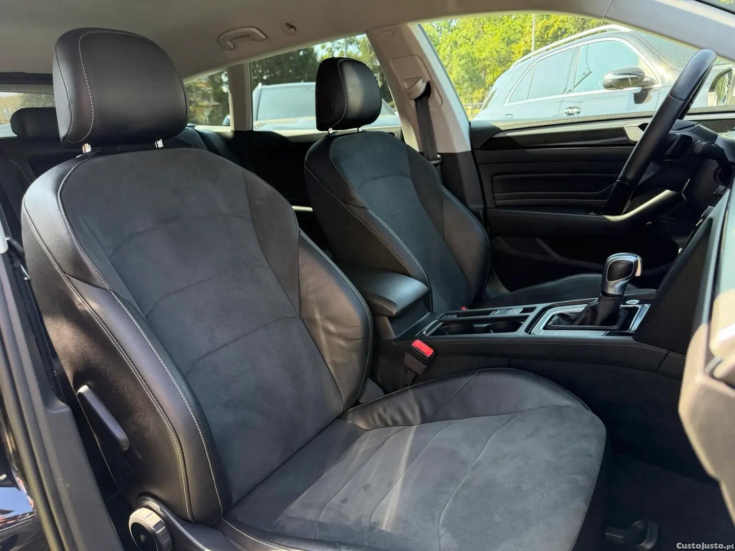 Volkswagen Arteon 1.4 TSI eHybrid Elegance — fotografia 13
