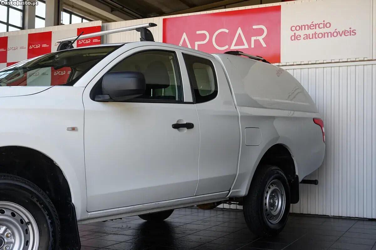 Mitsubishi L200 2.4 DI-D Club Invite Strakar Look 4WD — fotografia 21