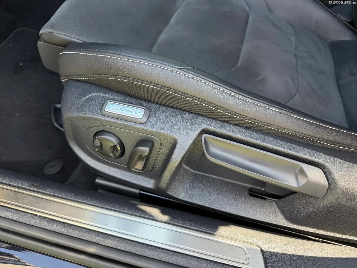 Volkswagen Arteon 1.4 TSI eHybrid Elegance — fotografia 15