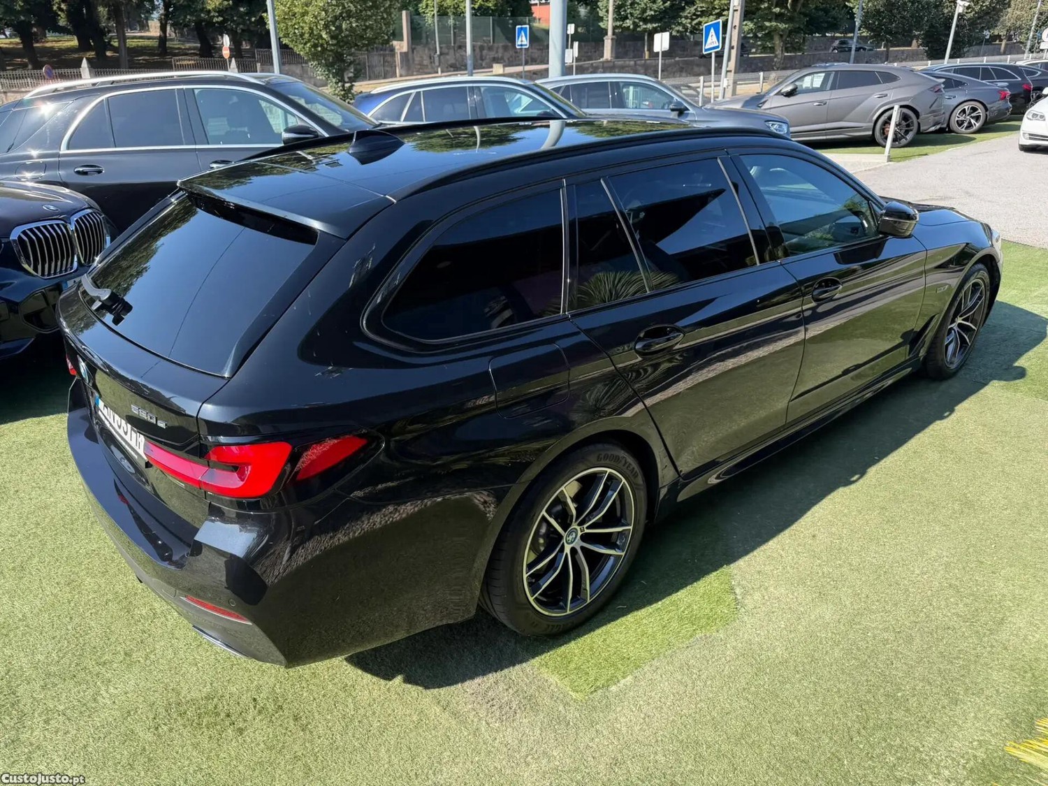 BMW 520 e Pack M — fotografia 22