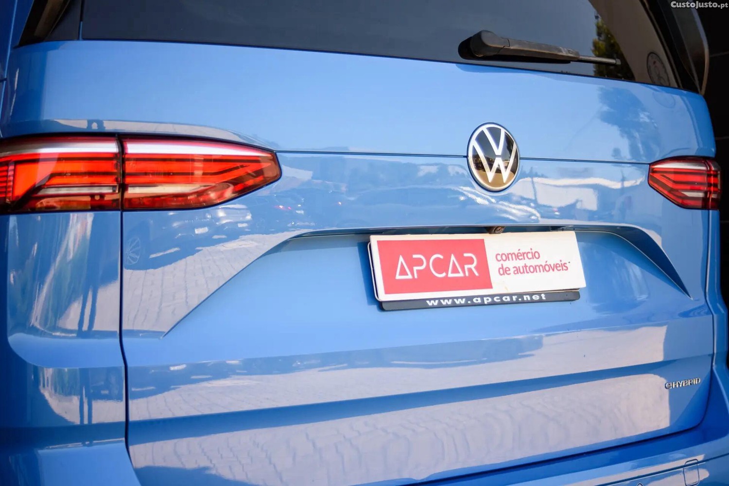 Volkswagen Multivan 1.4 TSI e-Hybrid Life DSG — fotografia 18