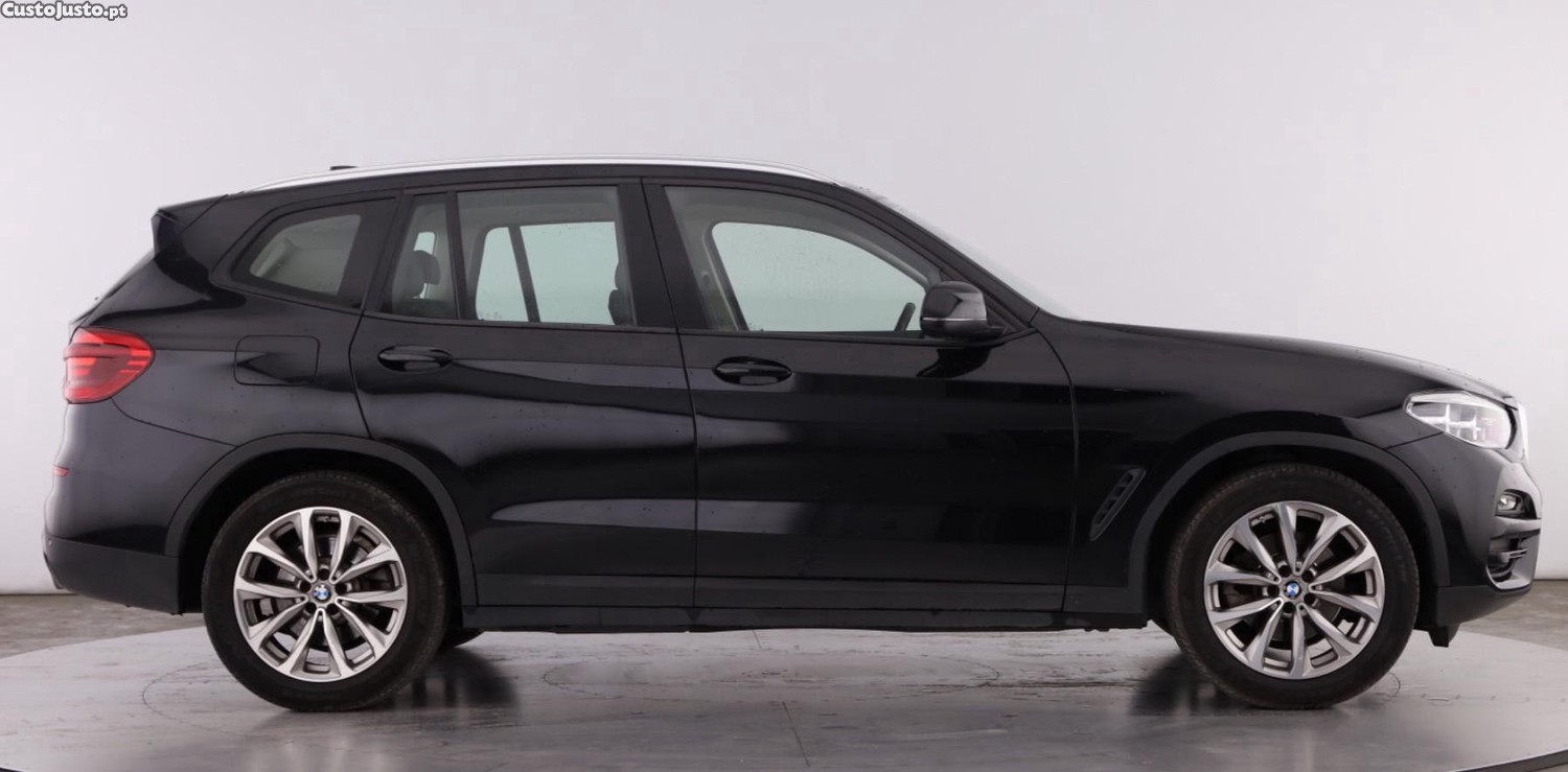 BMW X3 Sdrive ADVANTAGE AUTO — fotografia 14