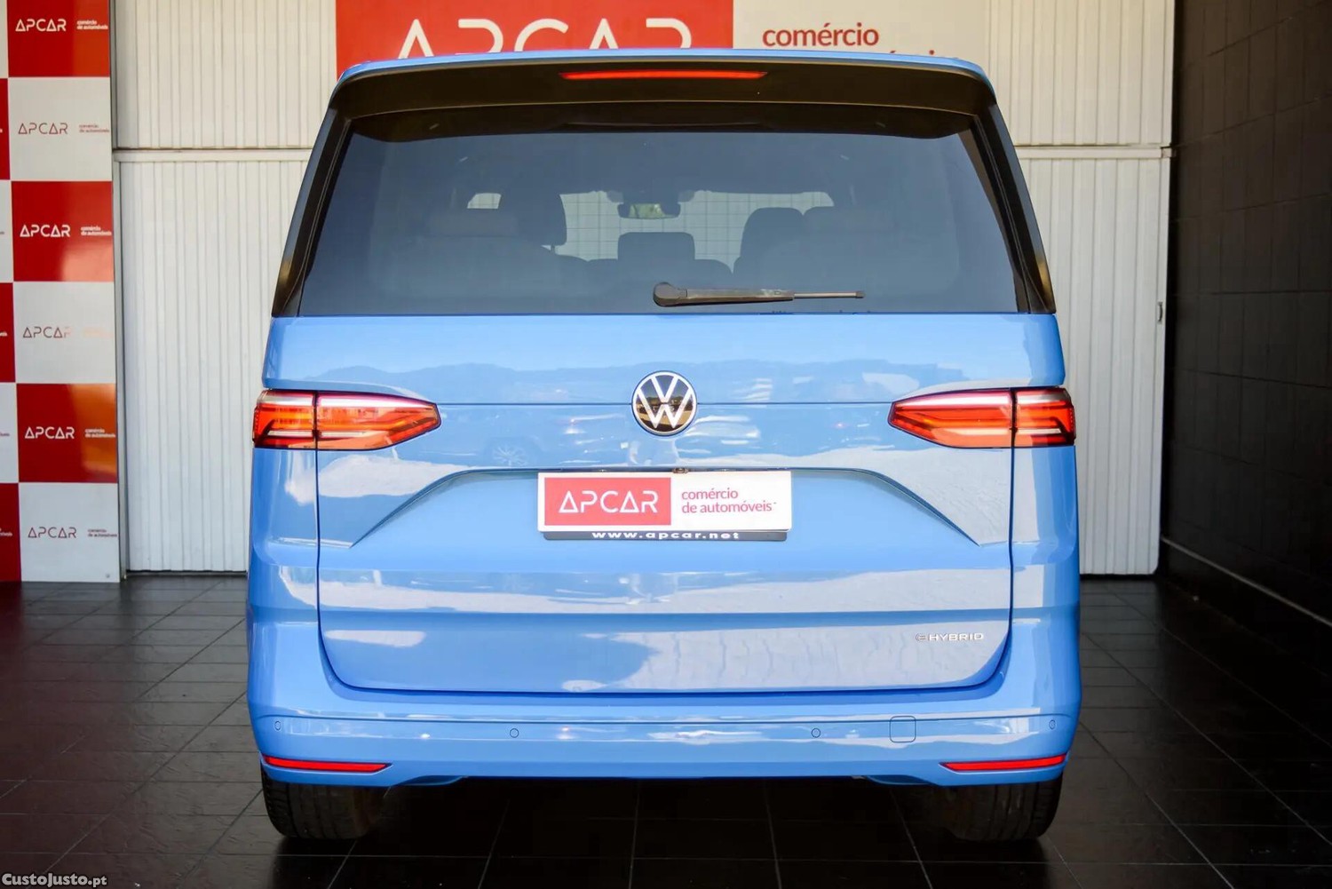Volkswagen Multivan 1.4 TSI e-Hybrid Life DSG — fotografia 28