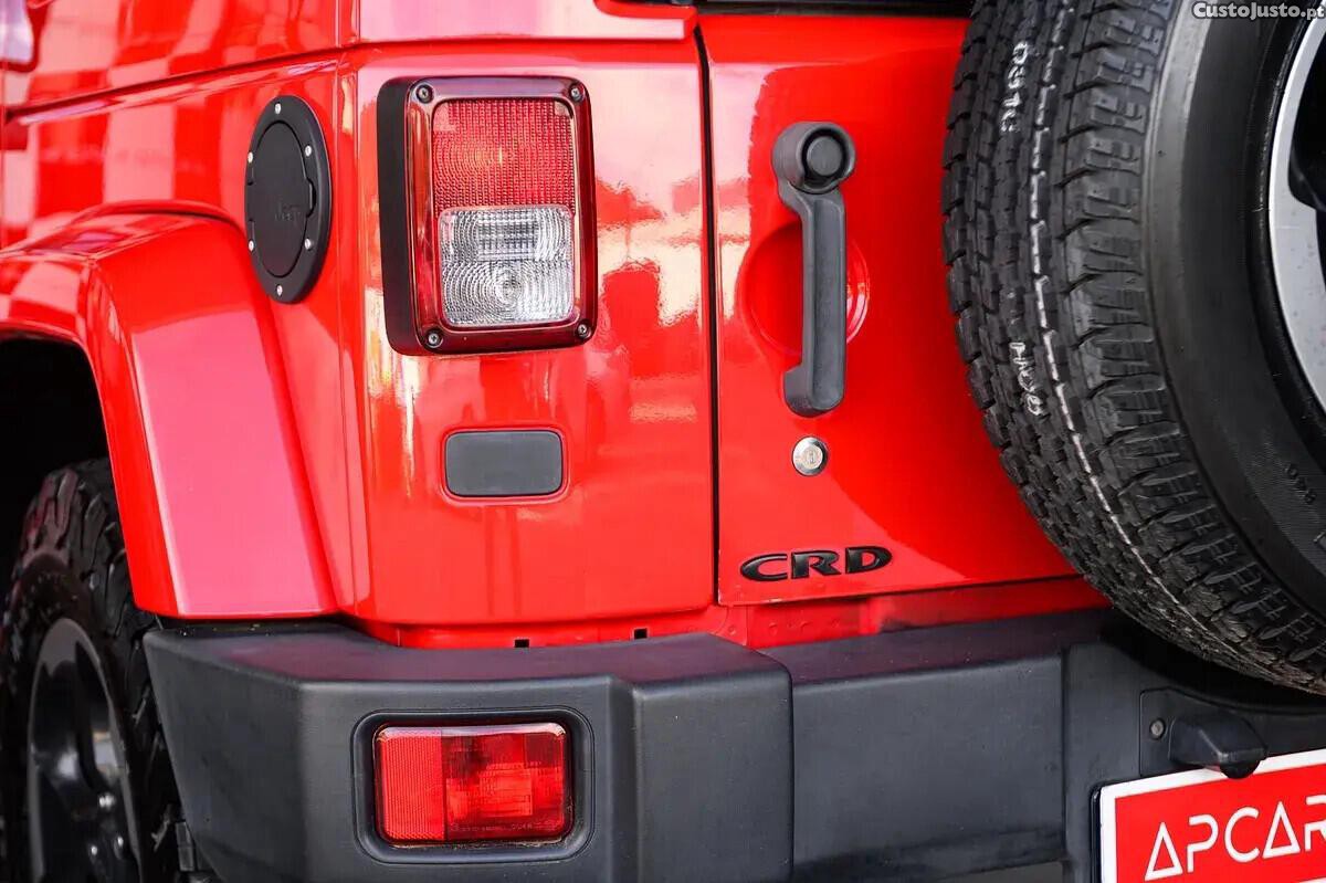 Jeep Wrangler 2.8 CRD Auto Sport — fotografia 16