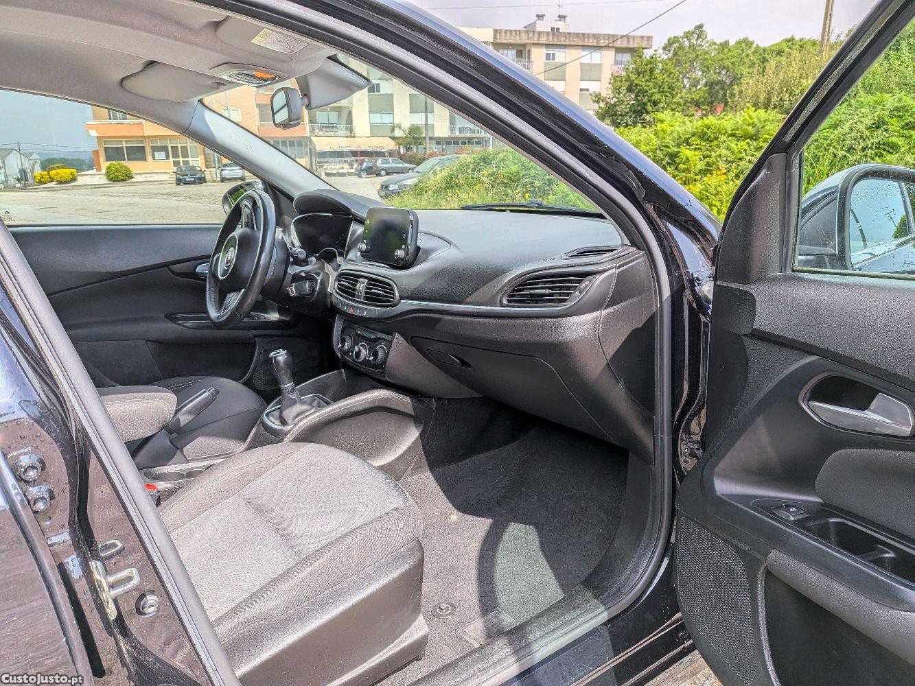 Fiat Tipo 1.3 MultiJet Mirror — fotografia 6