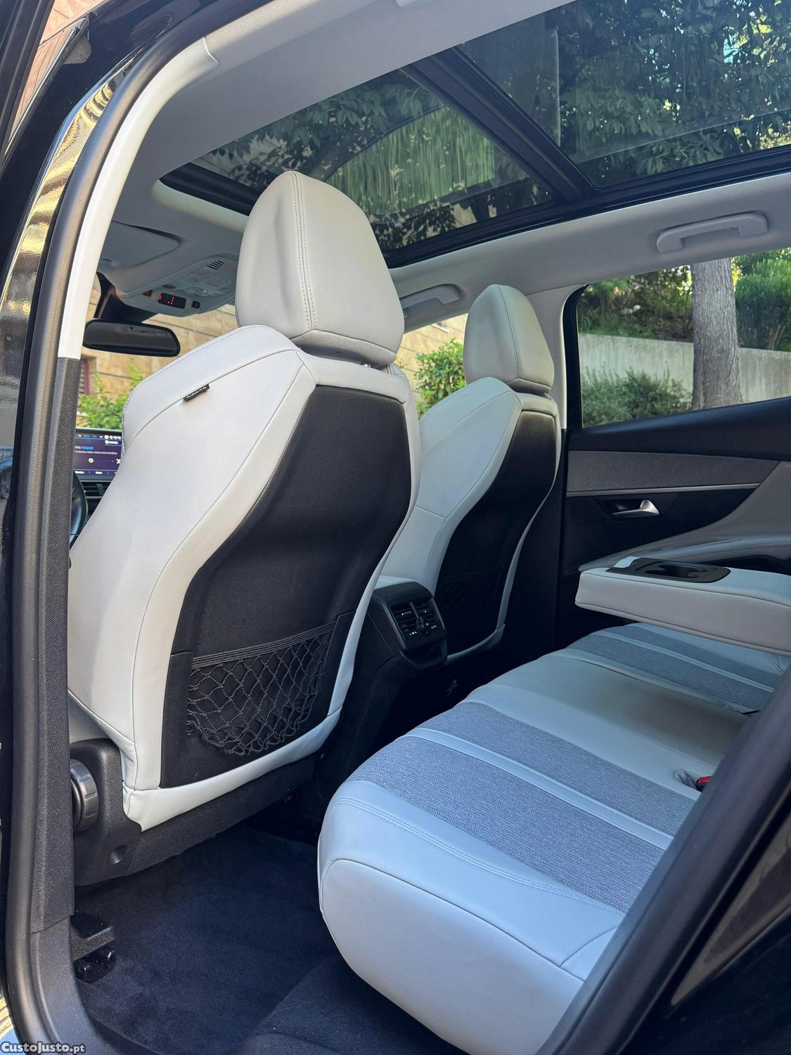 Peugeot 3008 1.2 PureTech Allure EAT8 — fotografia 4