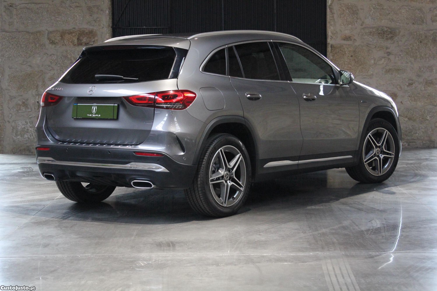 Mercedes-Benz GLA 250 Edition AMG Line — fotografia 10
