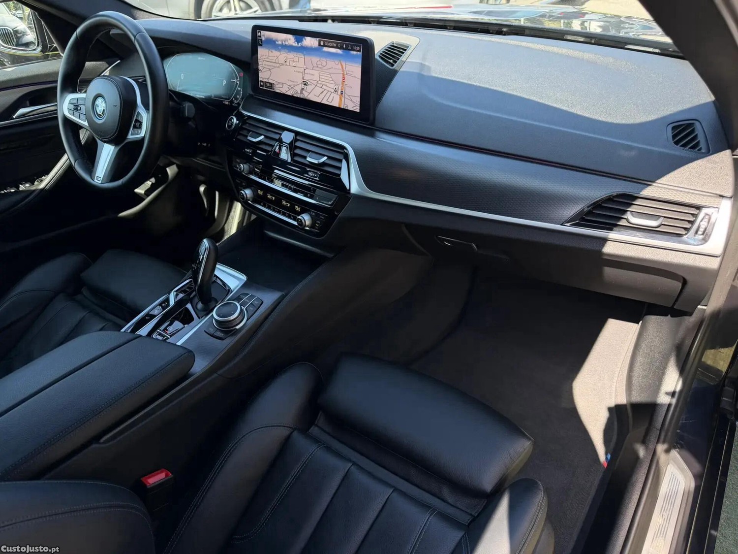 BMW 520 e Pack M — fotografia 12