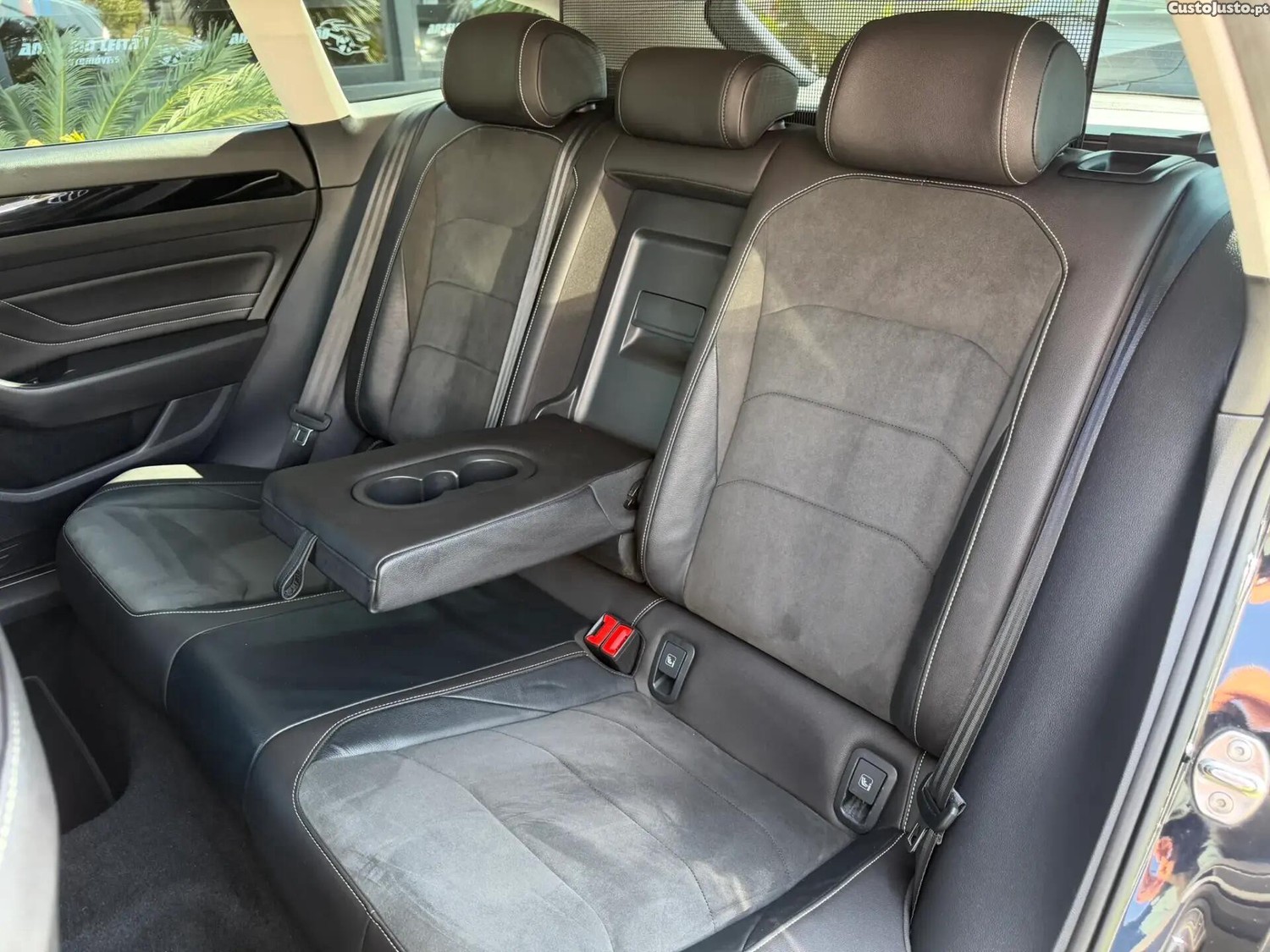 Volkswagen Arteon 1.4 TSI eHybrid Elegance — fotografia 12