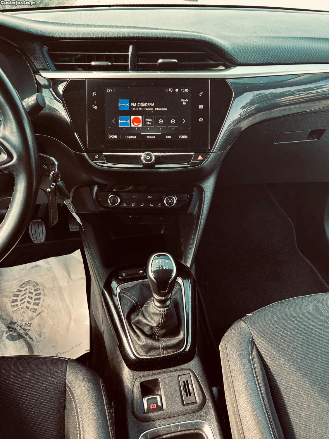Opel Corsa 1.2 gasolina turbo — fotografia 3