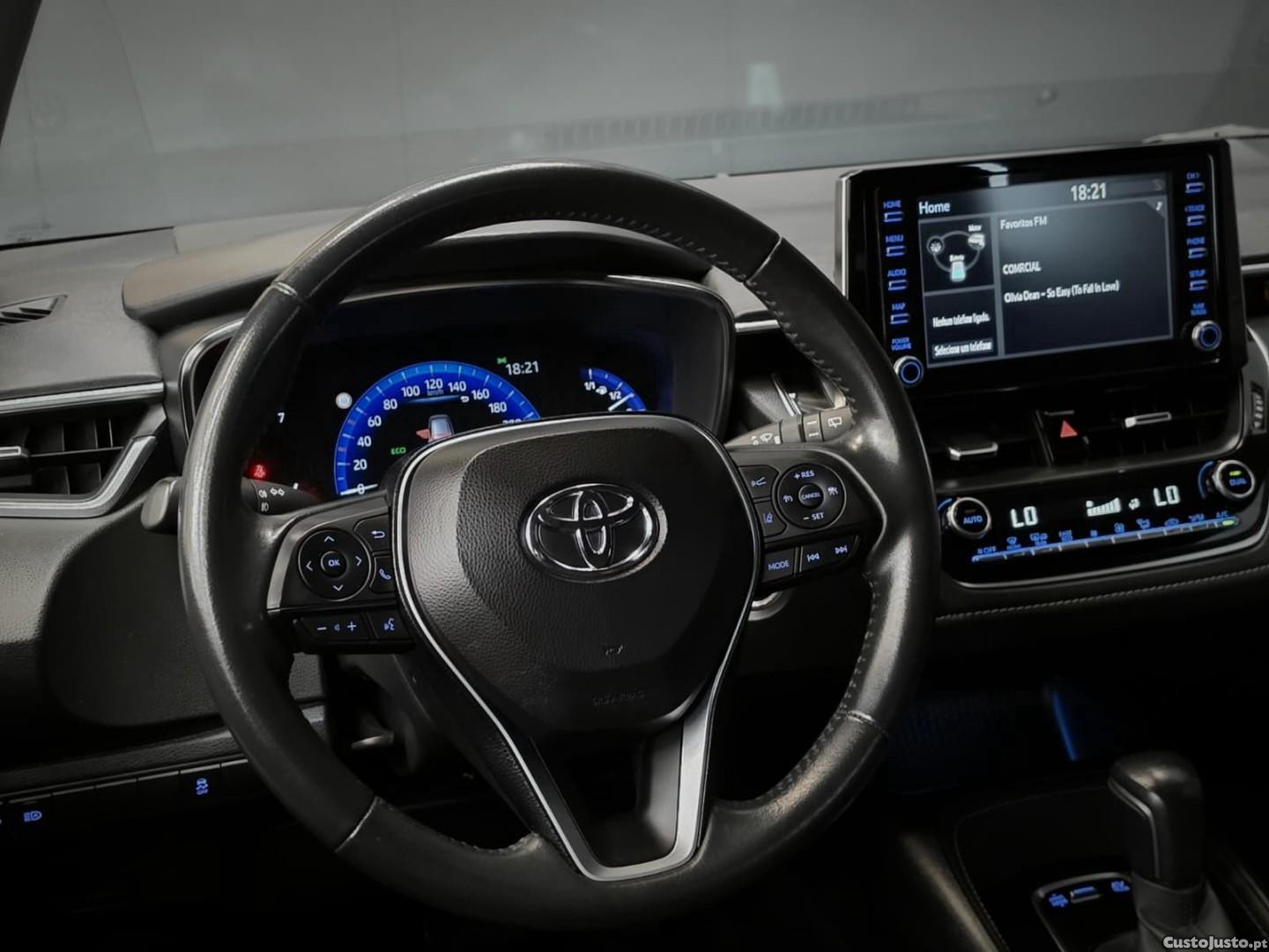 Toyota Corolla 1.8 Hybrid Comfort — fotografia 10