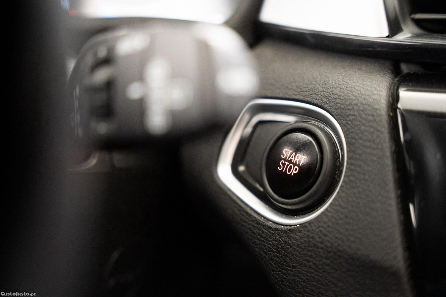 BMW X1 25 e xDrive Corporate Edition — fotografia 14