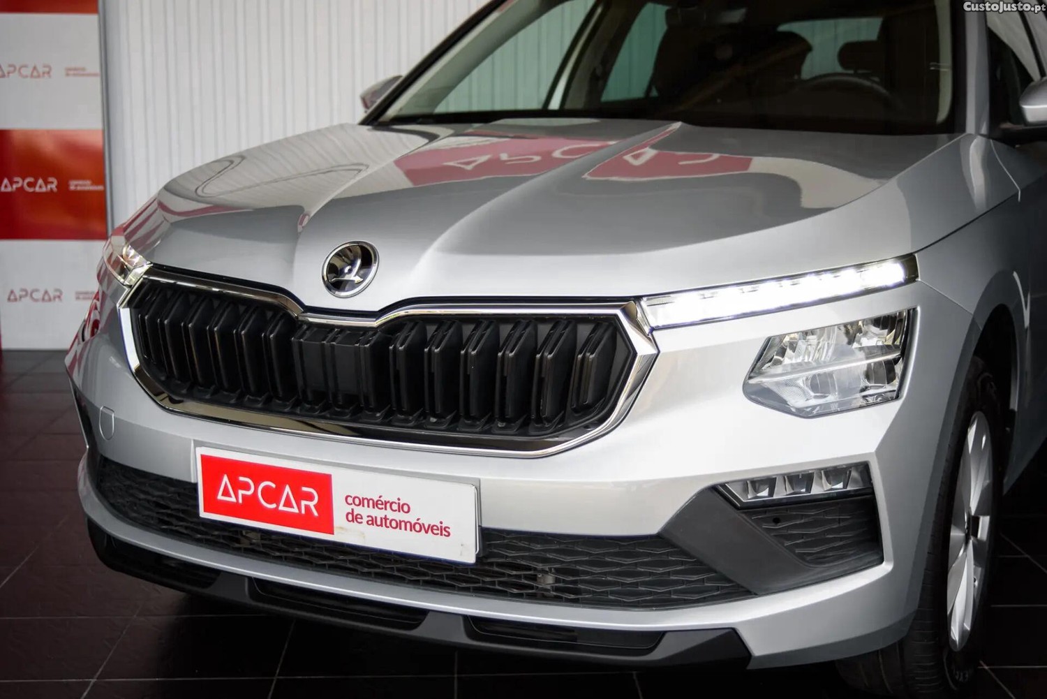 Skoda Kamiq 1.0 TSI Ambition DSG — fotografia 16
