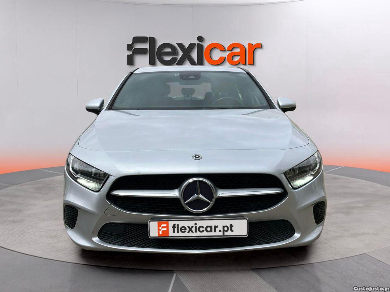 Mercedes-Benz A 180 d Style Plus Aut. — fotografia 18