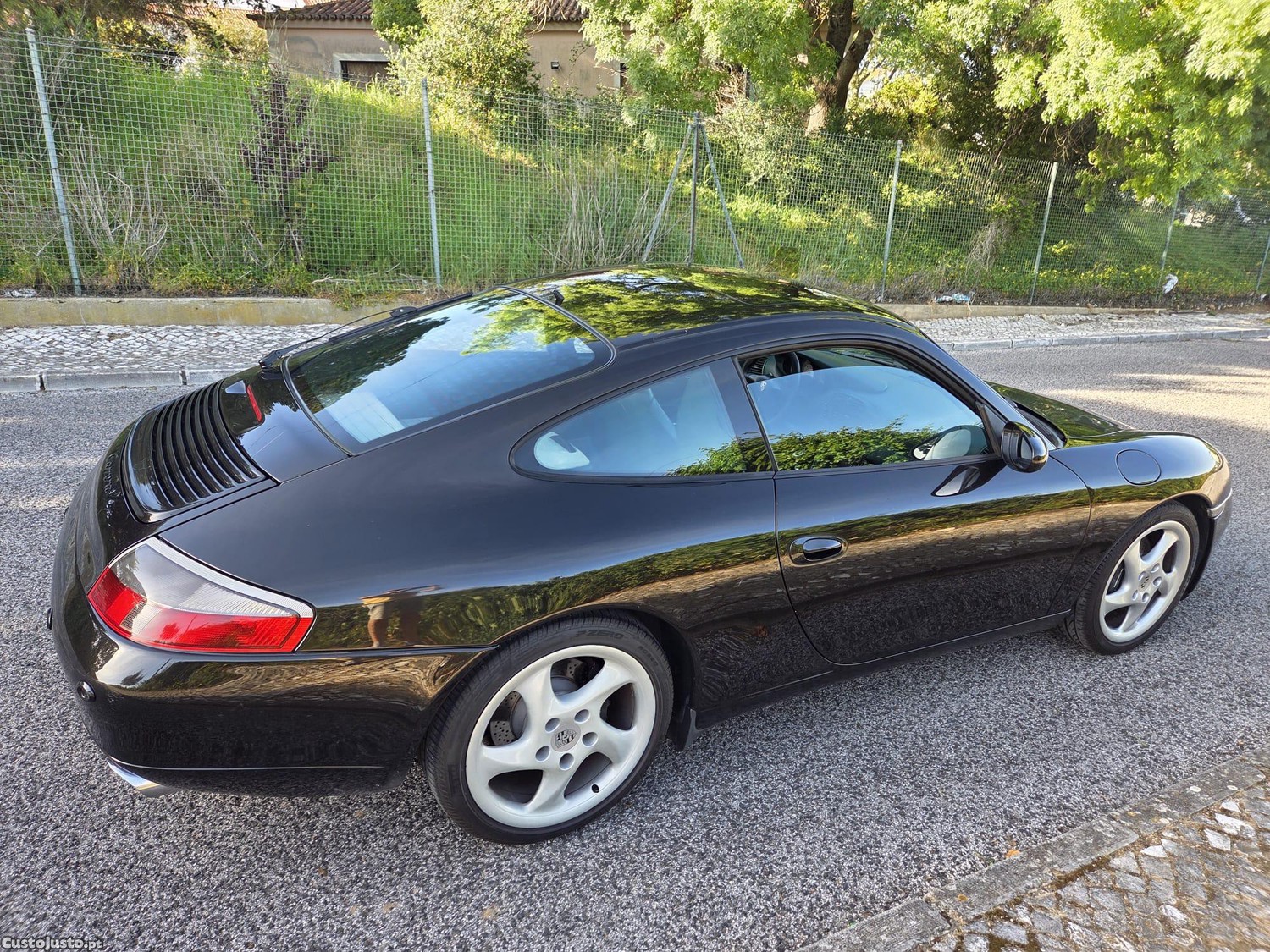 Porsche 911 Carrera 2 — fotografia 5