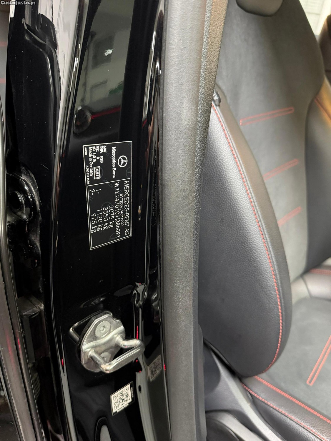 Mercedes-Benz B 180 d AMG Line Aut. — fotografia 15