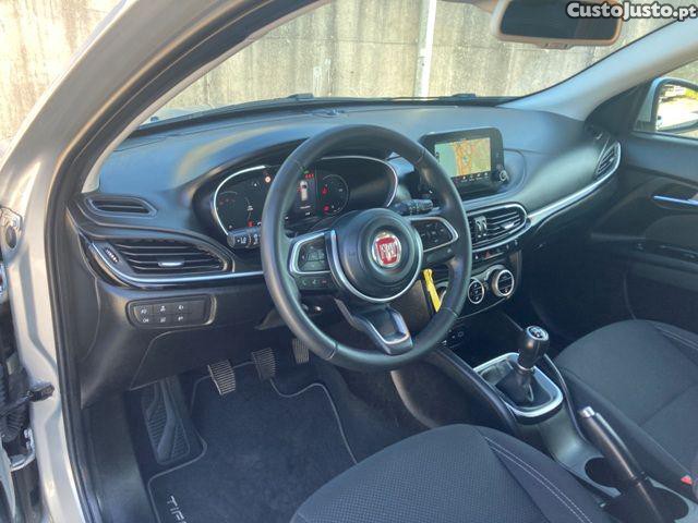 Fiat Tipo 1.3 MultiJet Life — fotografia 19