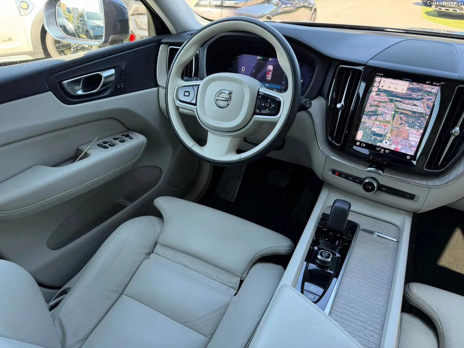 Volvo XC 60 2.0 B4 Plus Bright — fotografia 6
