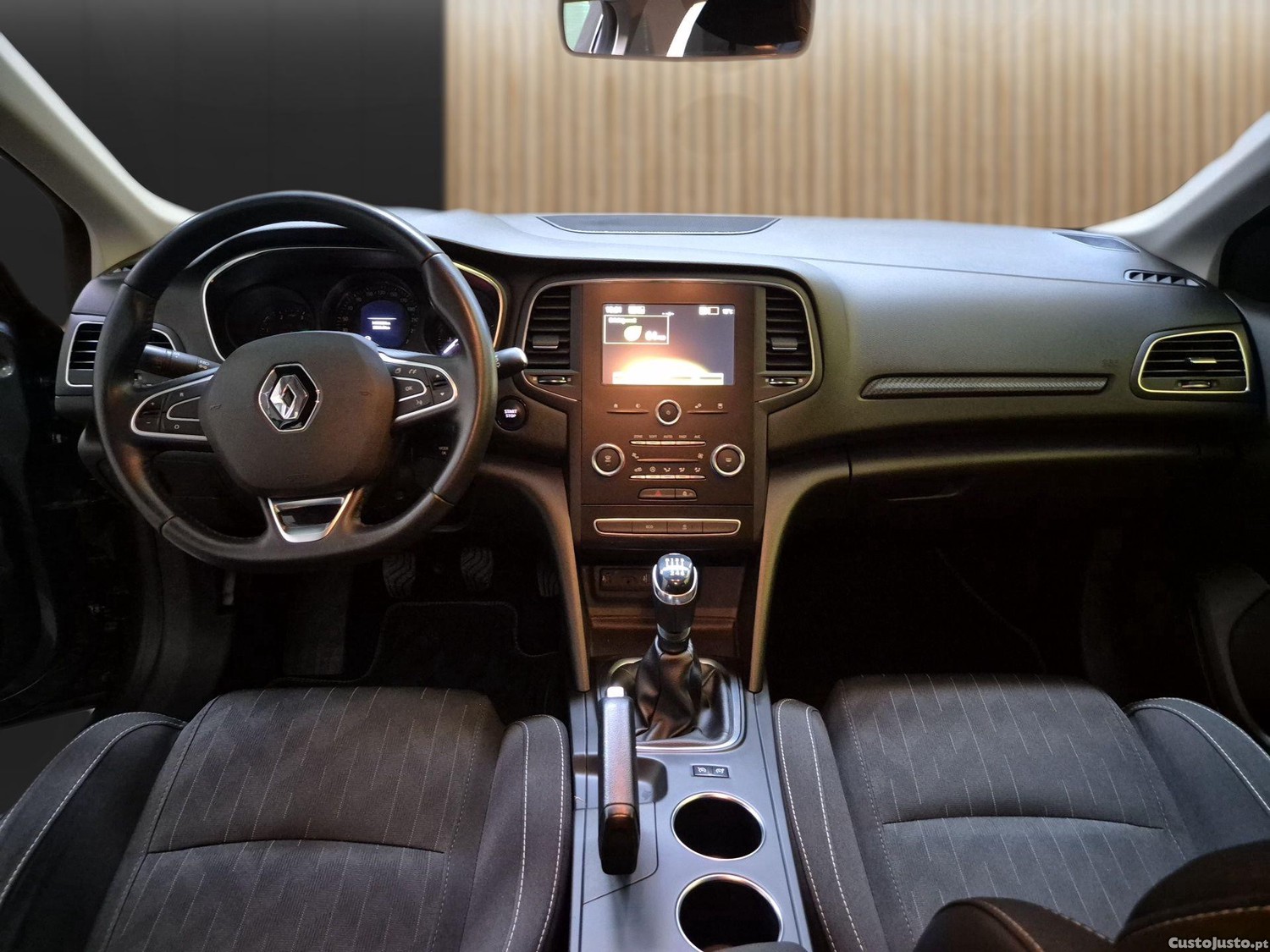 Renault Mégane 1.5 DCi — fotografia 4