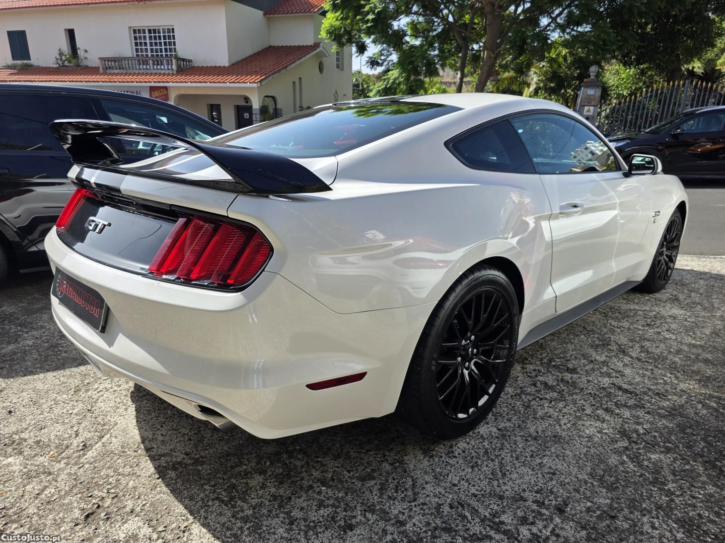 Ford Mustang 5.0 Ti-VCT GT - 18 — photo 3