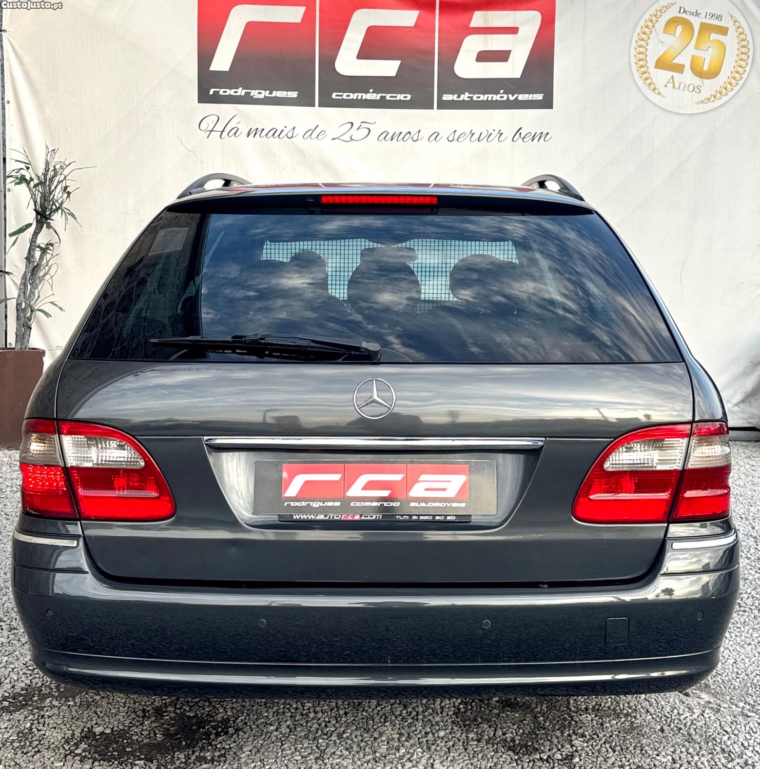 Mercedes-Benz E 220 CDi Avantgarde — fotografia 18