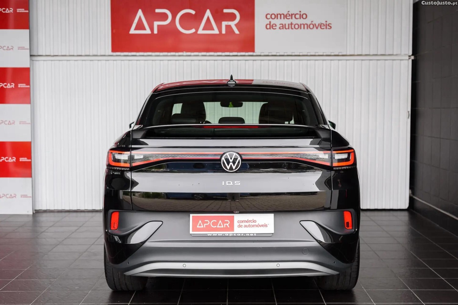 Volkswagen ID.5 77 kWh Pro Performance — fotografia 18