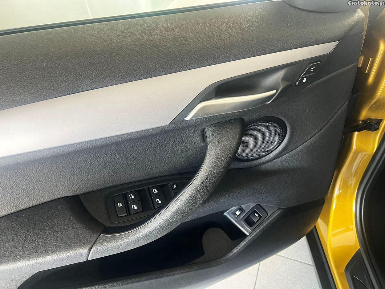 BMW X2 25 e xDrive Advantage — fotografia 5