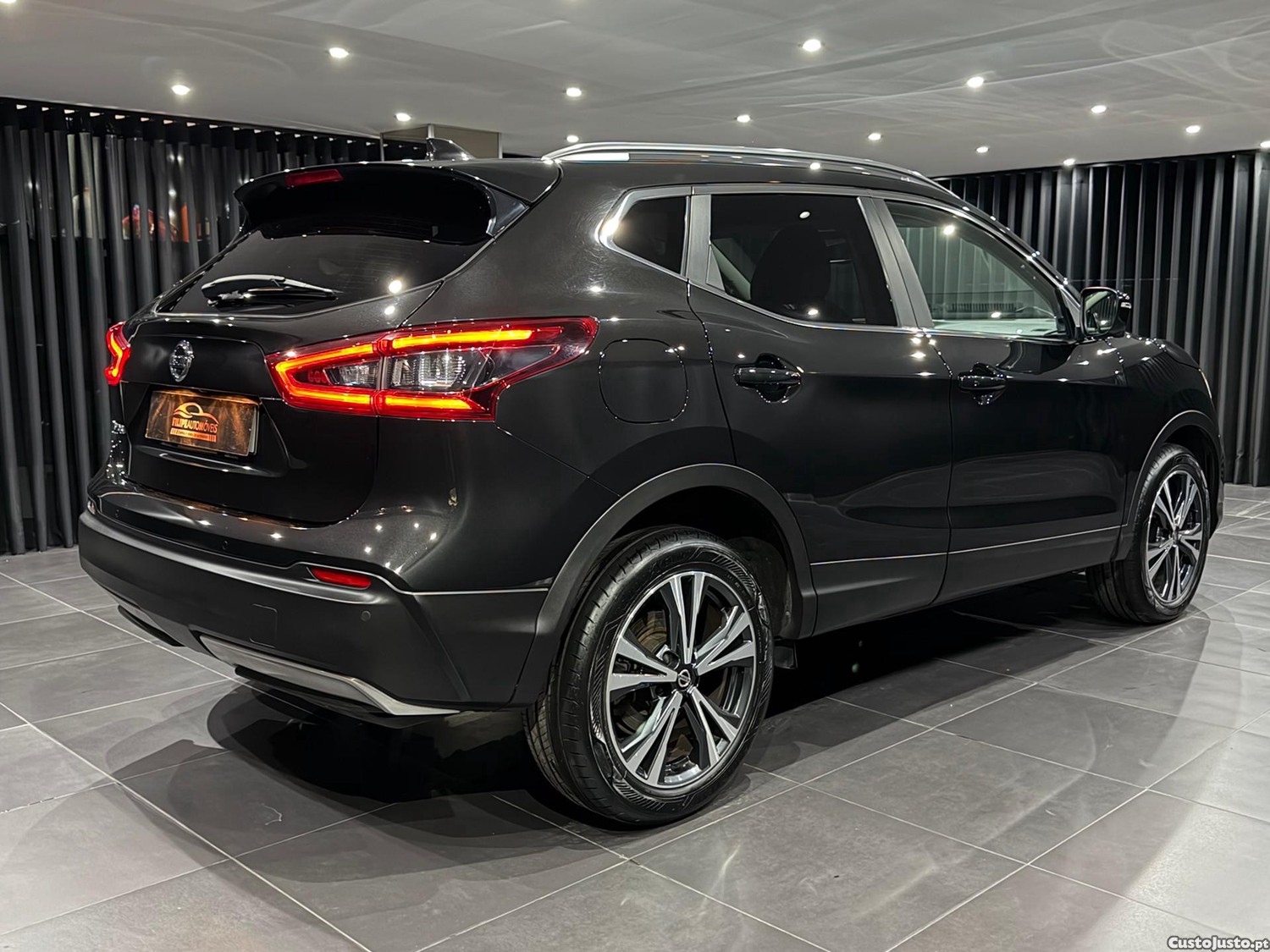 Nissan Qashqai 1.5 dCi N-Connecta DCT — fotografia 18