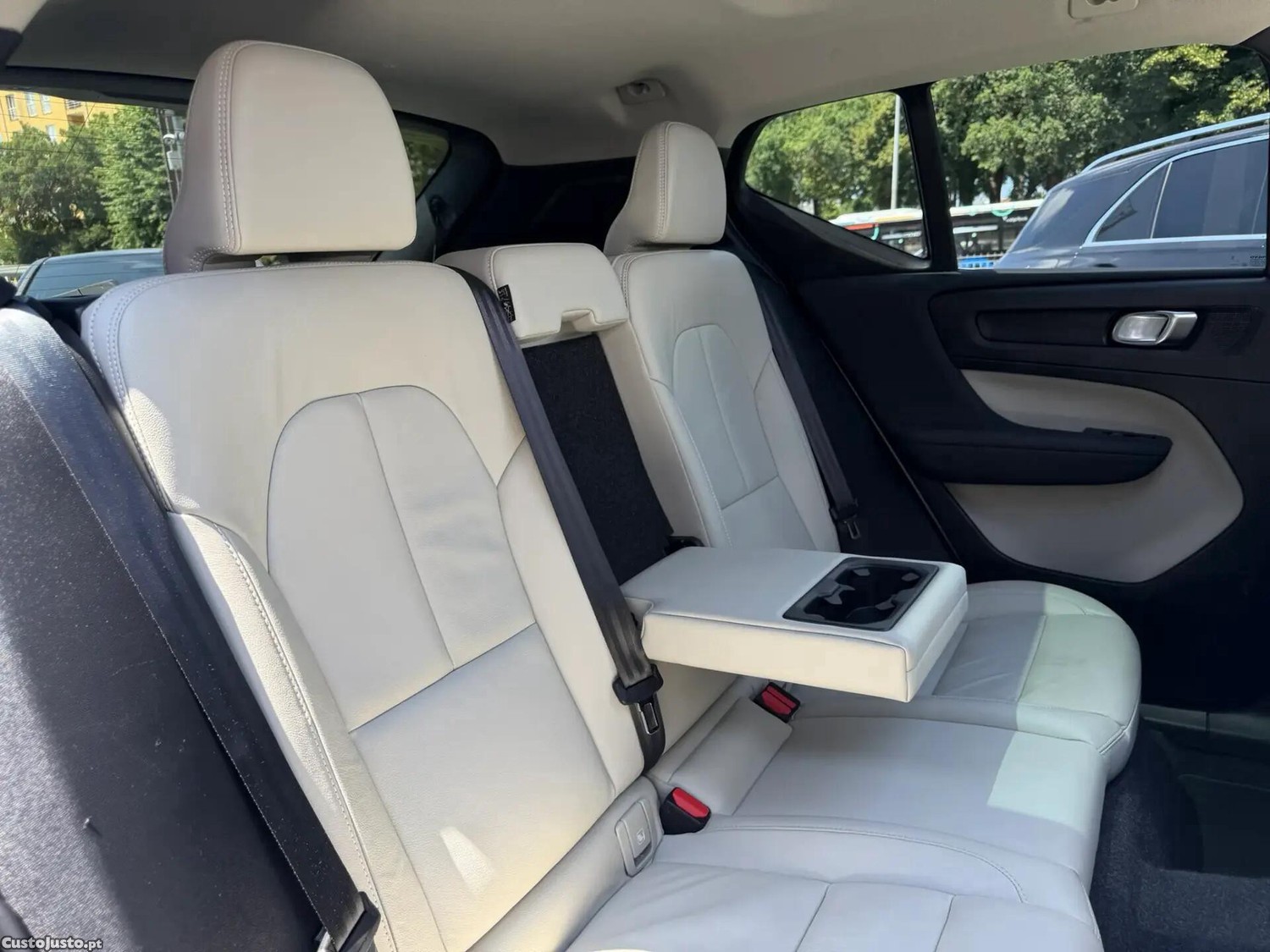 Volvo XC 40 1.5 T5 PHEV Inscription — fotografia 7