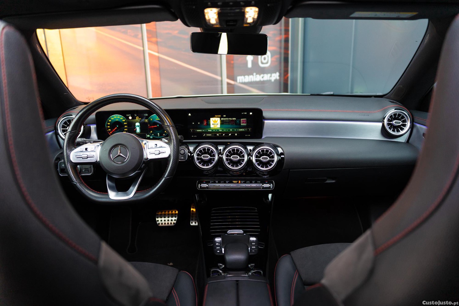 Mercedes-Benz CLA 220 AMG LINE — fotografia 14