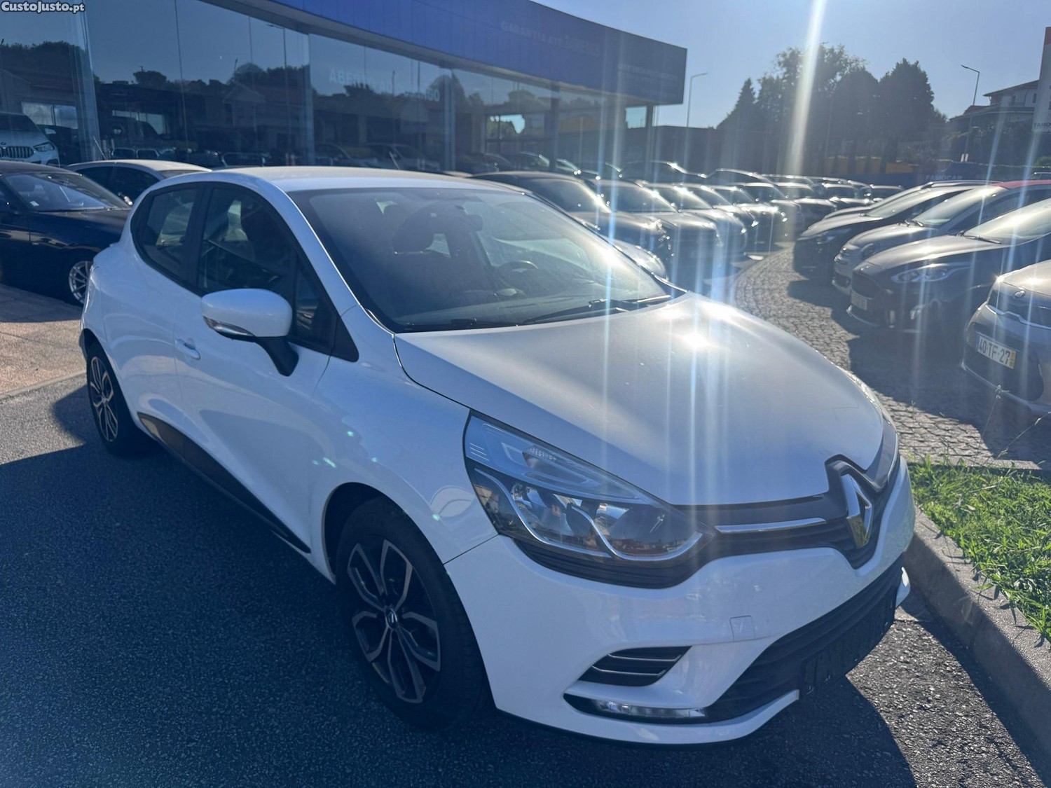 Renault Clio 0.9 TCE Limited — fotografia 10