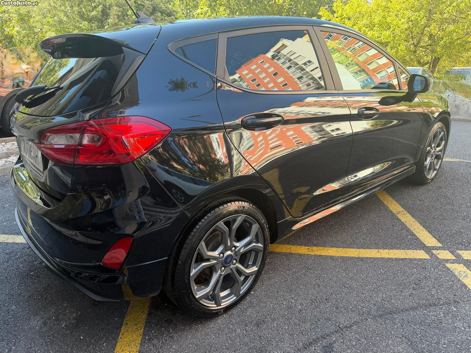 Ford Fiesta 1.0 EcoBoost S&S ST-LINE — fotografia 2