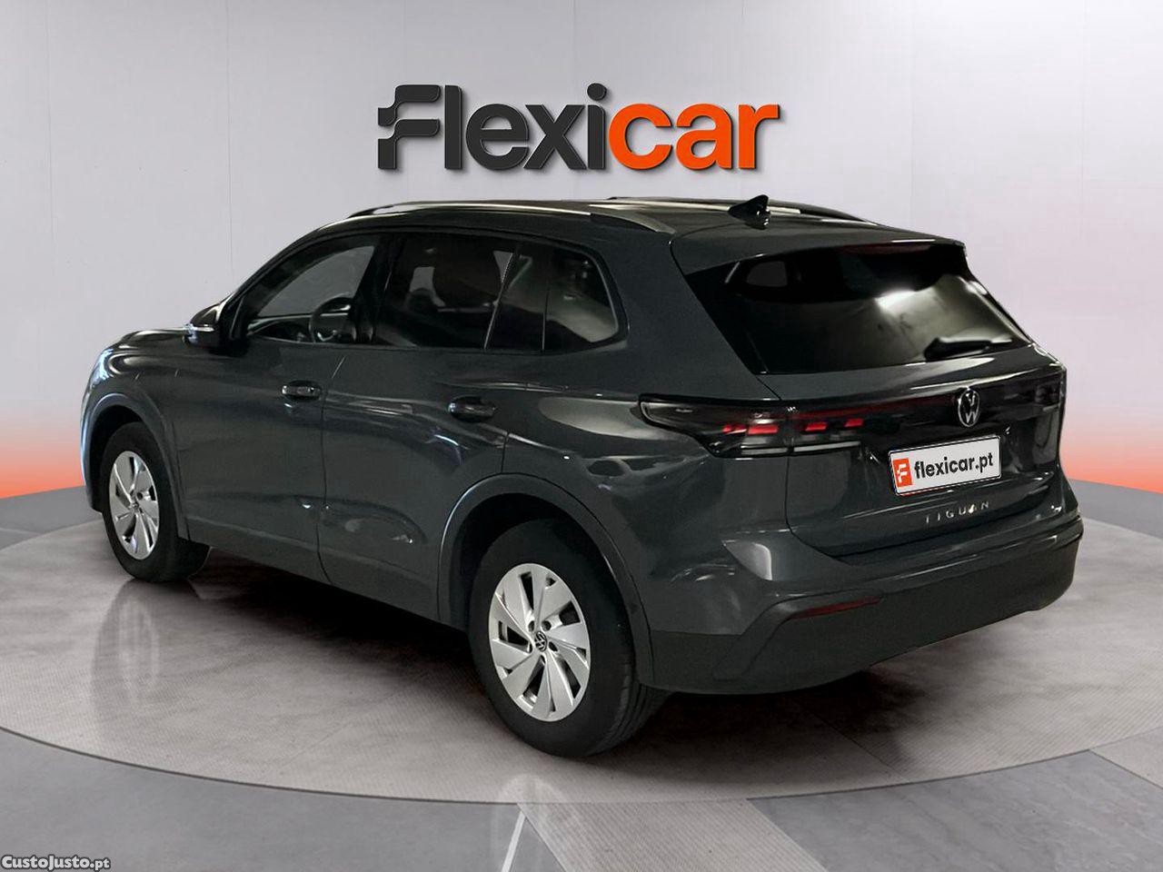 VW Tiguan 1.5 TSI eHybrid Urban DSG - 24 — photo 3