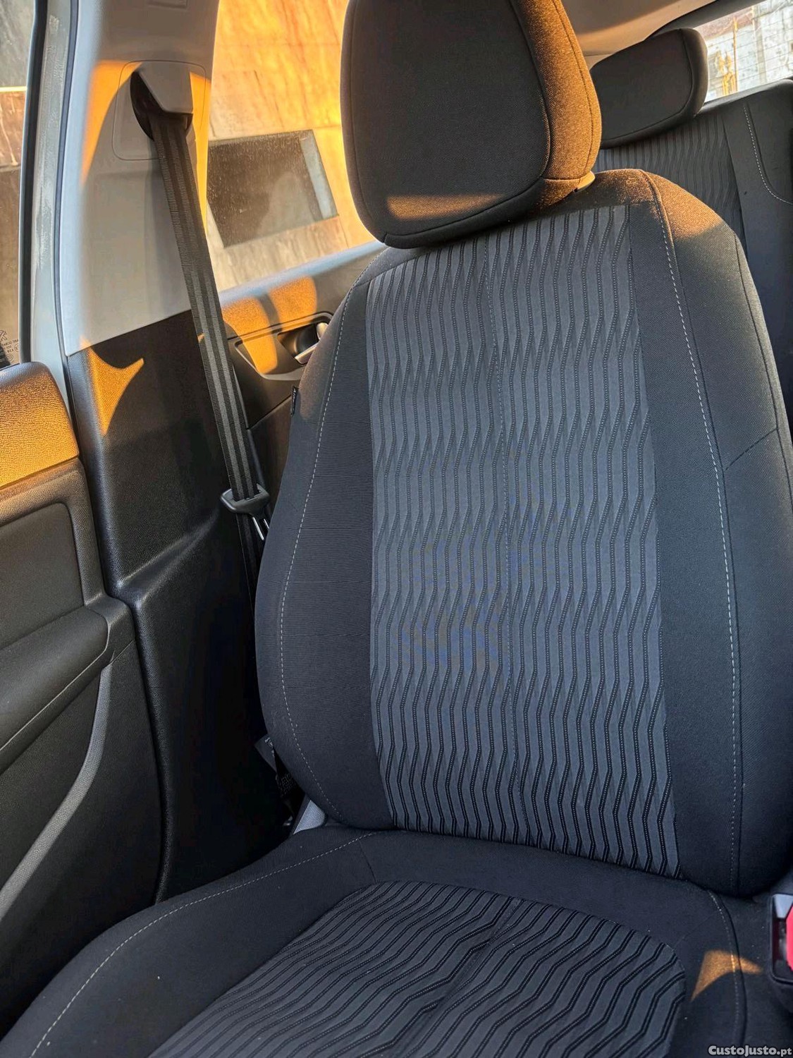 Peugeot 308 1.6 bluehdi 120cv — fotografia 3