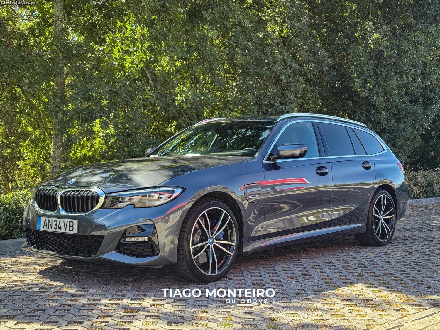 BMW 330 e Pack Desportivo M Auto — fotografia 15