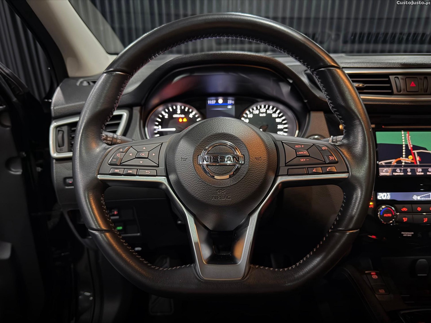 Nissan Qashqai 1.5 dCi N-Connecta DCT — fotografia 7