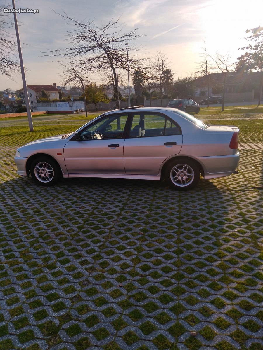 Mitsubishi Lancer 1.3 Pack3 /Impecável - 99 foto 4