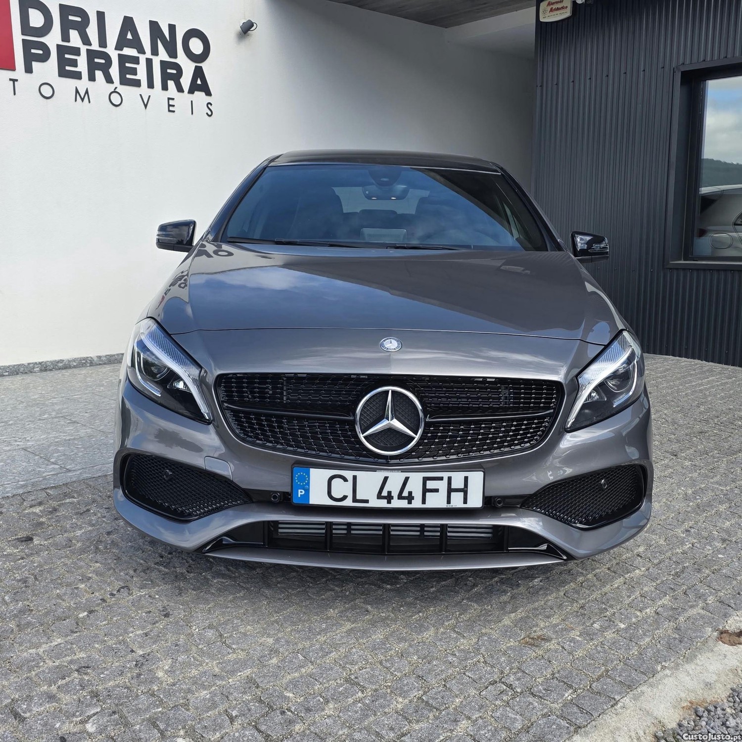Mercedes-Benz A 200 d AMG Line Aut. — fotografia 17